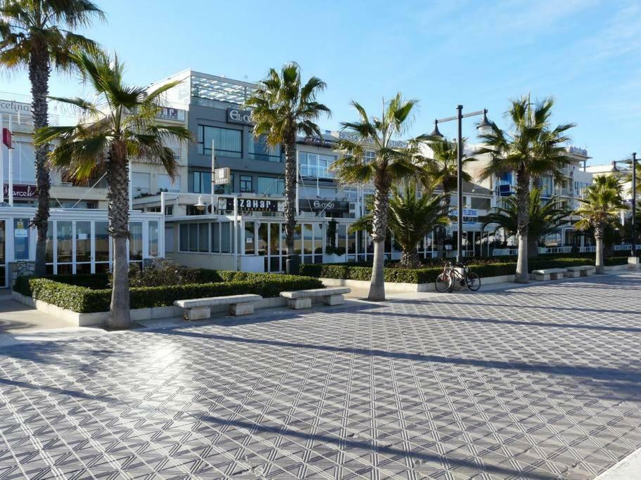 The Apartment Blue Sea Валенсия Экстерьер фото